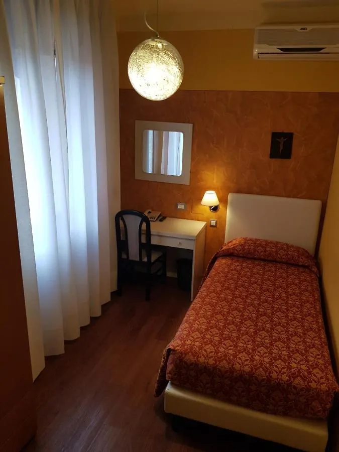 Hotel Diana Boario Terme 3*,